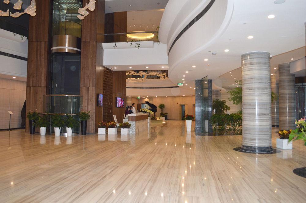 Noble Center Hotel Шанхай Экстерьер фото