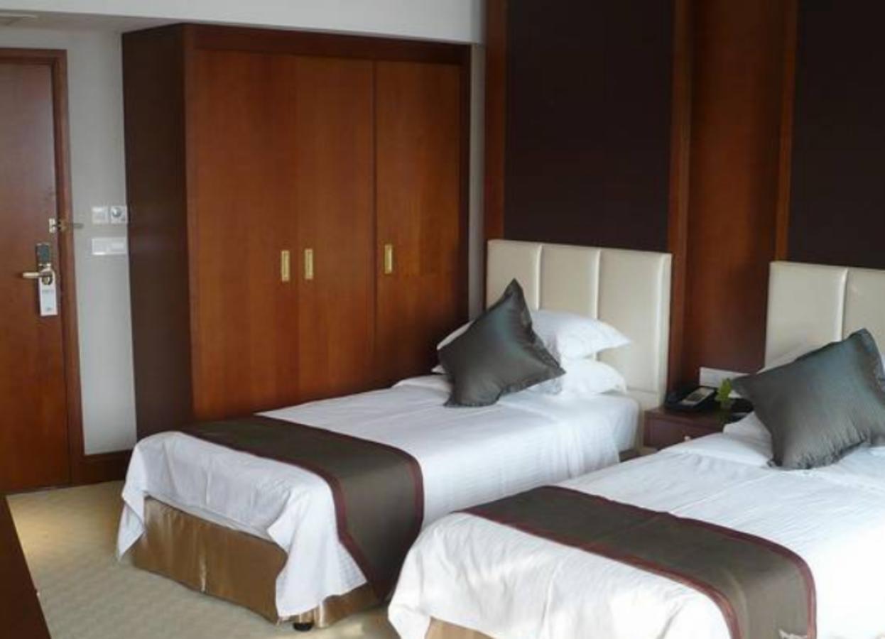 Noble Center Hotel Шанхай Экстерьер фото